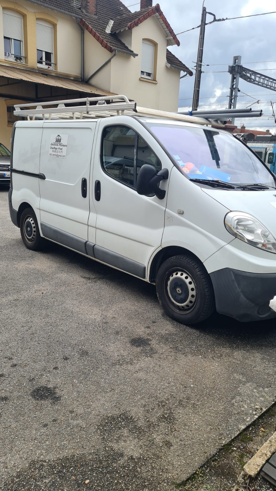 Renault Trafic SBB — chauffage, plomberie, électricité