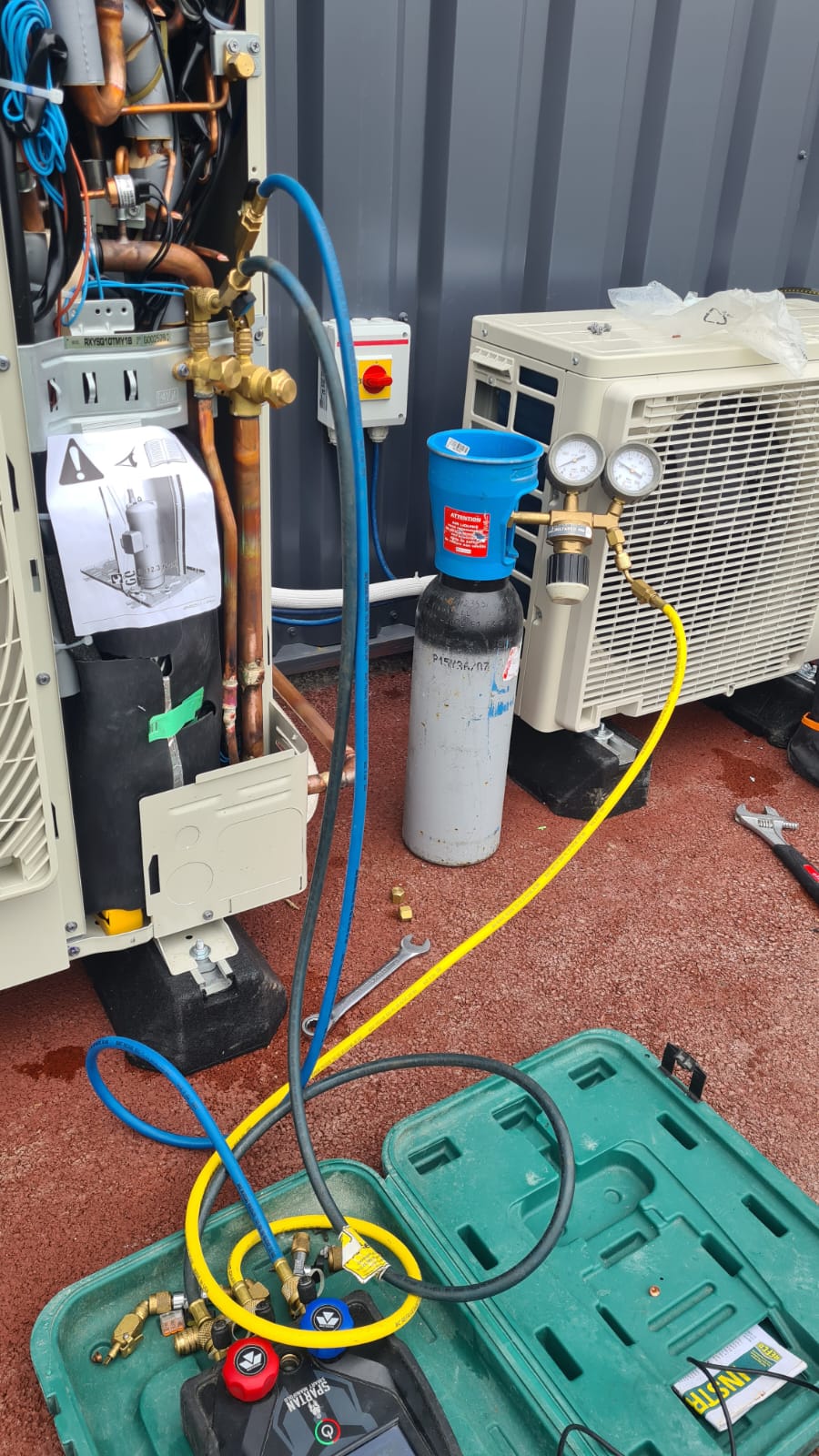 Mise en service unité extérieure avec manifold connecté