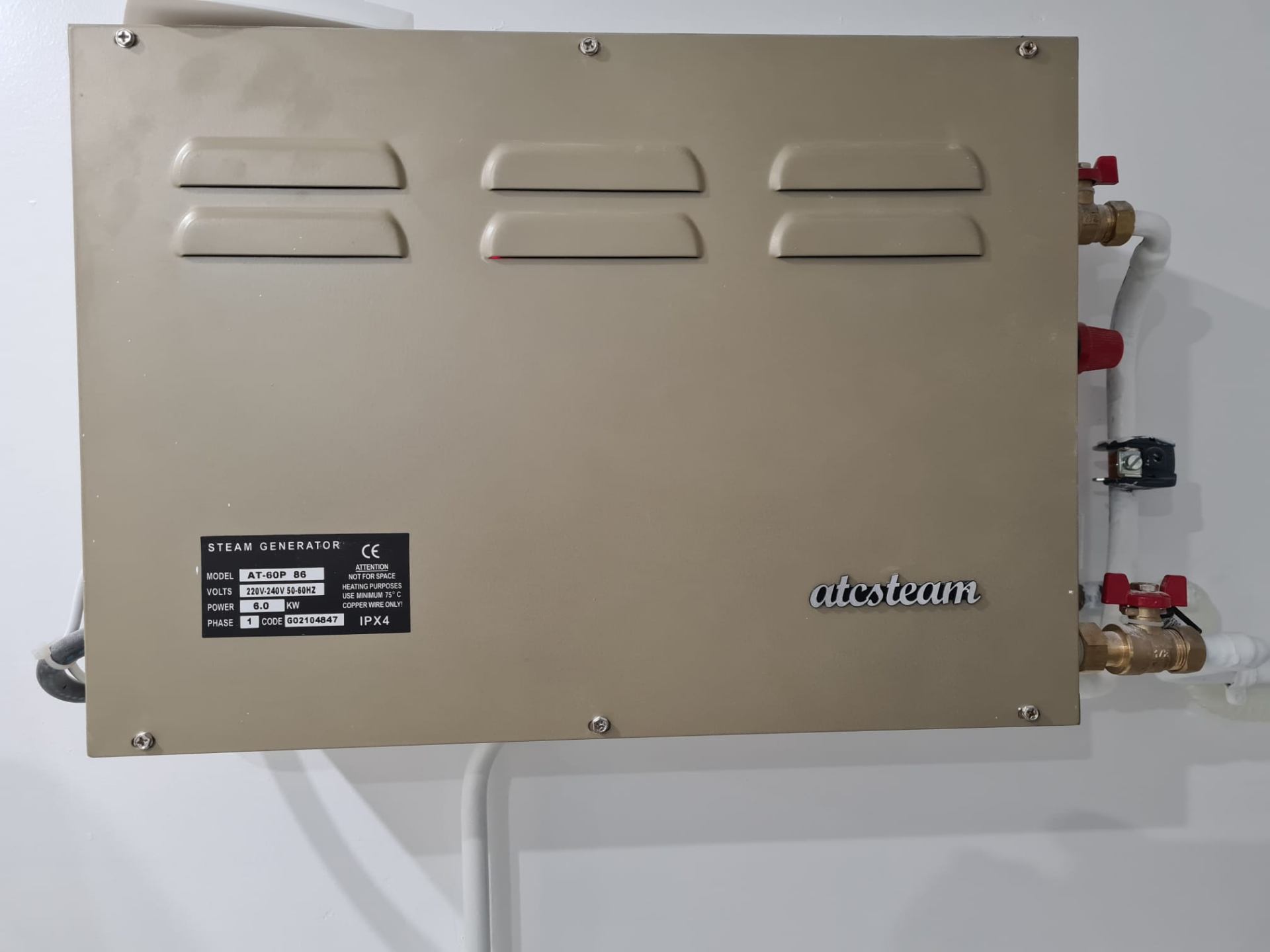 Générateur de vapeur ATC Steam 6 kW — installation hammam